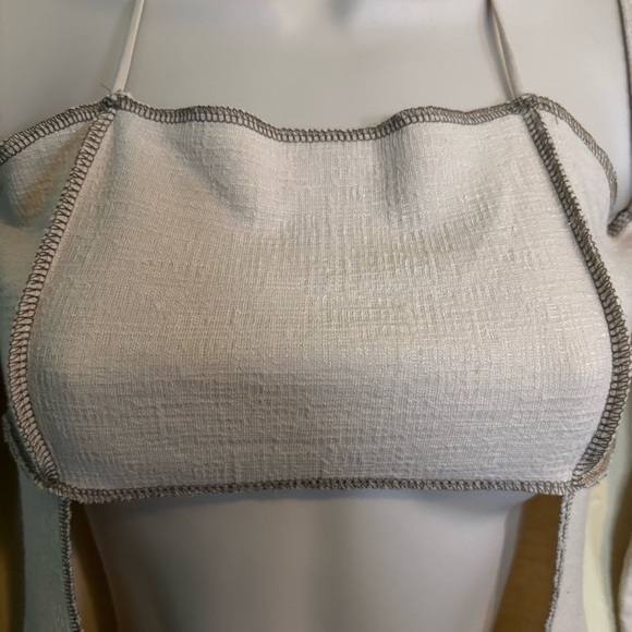 Pretty Little Thing Cut Out Cream Bodycon Dress Size 6 - Picture 3 of 8